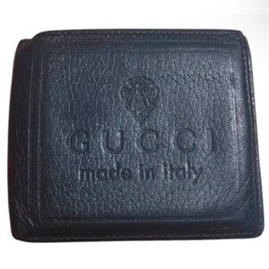Authentic Gucci luxury designer signature black leather men’s wallet